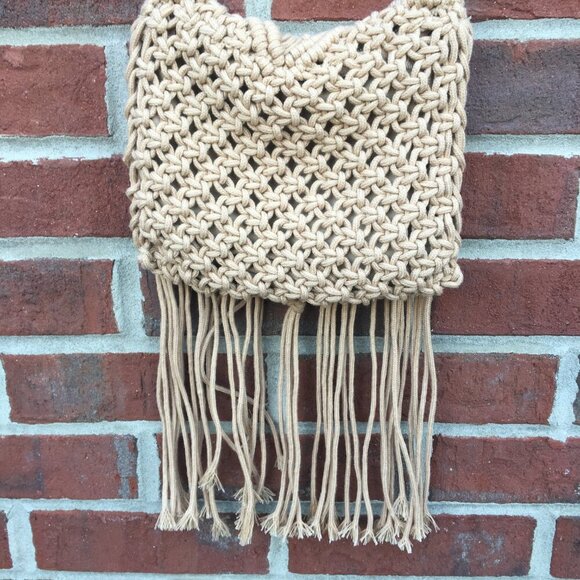 Crochet Crossbody Purse Tan Fringe Small Boho Festival - Picture 3 of 7